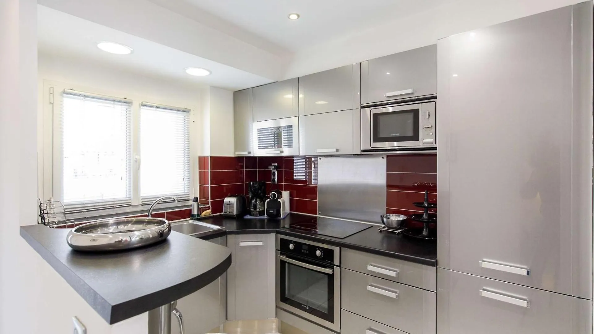 Great 3Bedrooms 100M From Croisette Cannes France